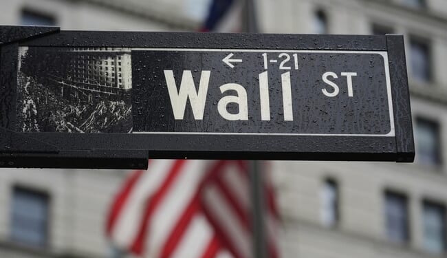 Gov. Ron DeSantis Shares Not-So-Bullish Economic Points – Twitchy