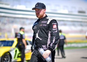 Here's Your Can't Miss Sunday Sports To-Do List