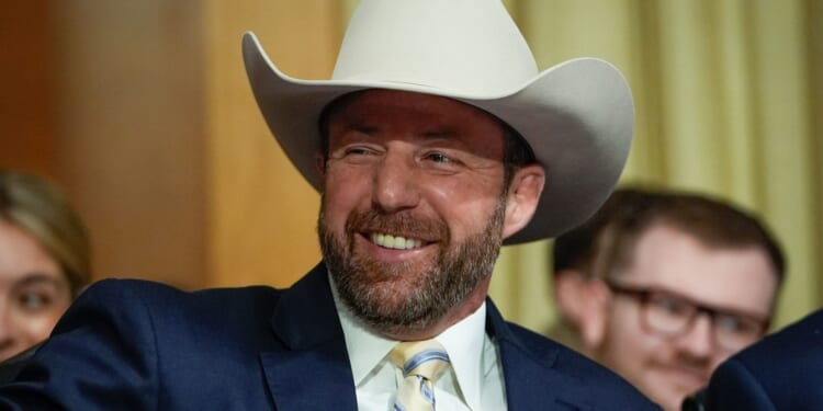 'I Say It to Your Face, You Fight Republicans More Than Democrats' [WATCH]