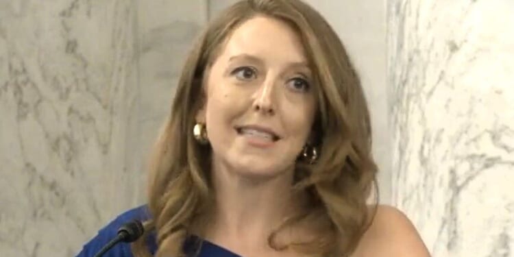 Incoming: A Hippy Surgeon General | The American Spectator