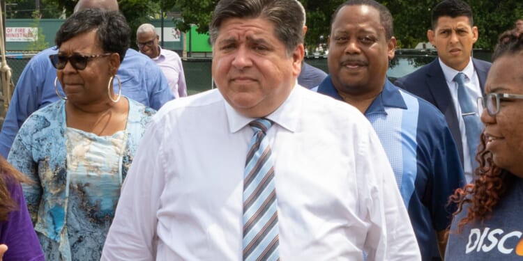 Loyola Freshman Murder Puts Illinois Sanctuary Policies in Spotlight [WATCH]