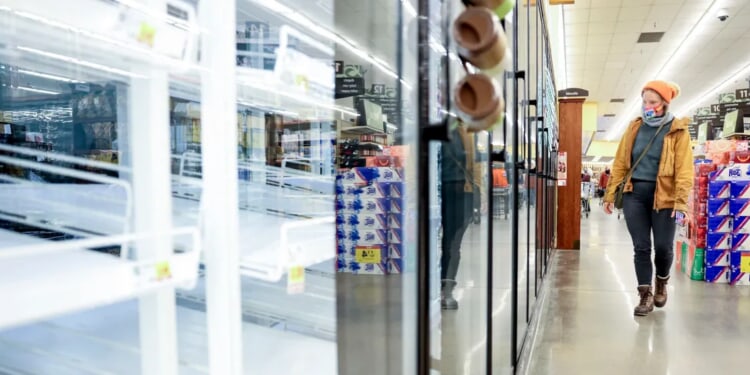 Maryland Mom Goes To Walmart For Baby Formula, Makes Gross Discovery After Feeding Child