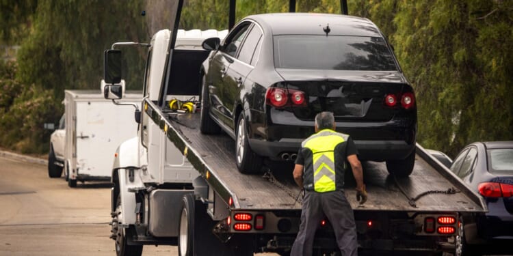 Michigan Toddler Found Alive After Reportedly Being Left In Car Towed To Impound Lot [WATCH]
