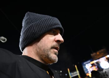 Mike McCarthy Calls Aaron Rodgers Reunion in Pittsburgh “a Great Story” as Steelers Wait on 2026 Decision