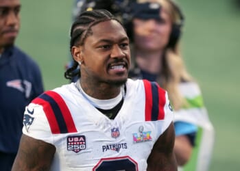Patriots Plan to Cut Stefon Diggs After One Season as Cap Hit Jump Forces Receiver Shake Up