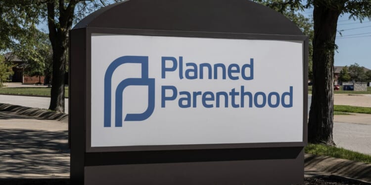 Planned Parenthood Clinic In Sacramento Expands Into Botox, Fillers After Federal Funding Cut