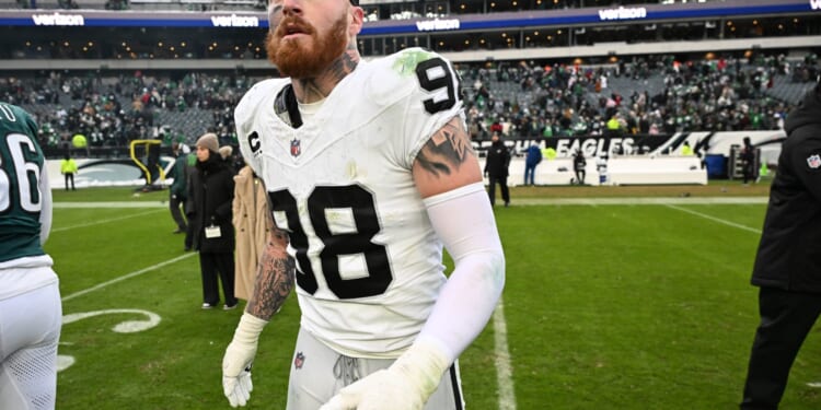 Ravens Pull Out of Maxx Crosby Trade Over Medical Concerns, Leaving Raiders to Rework Free Agency Math