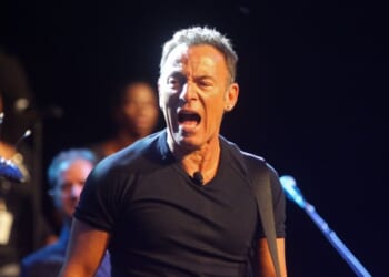 Springsteen Joins Bernie and Jane Fonda for Senior Discount Uprising – Twitchy