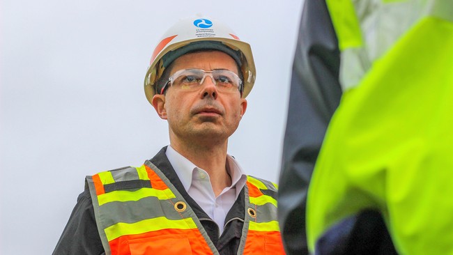 The Atlantic Wonders If a Bearded Pete Buttigieg Can Convince America He’s a Man of the People – Twitchy