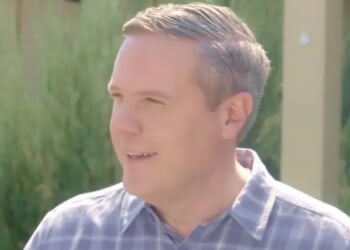 Trump Reendorses ‘RINO’ Congressman He Unendorsed Less Than A Month Ago