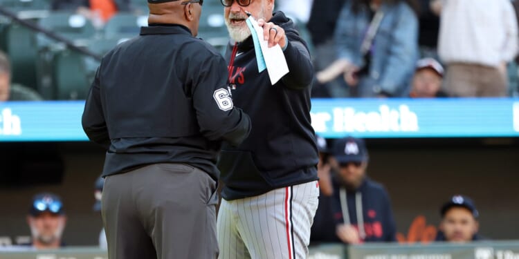 Twins Manager Derek Shelton Becomes MLB’s 1st ABS Ejection After Arguing Ryan Helsley’s Challenge Was “Too Late”