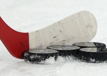 Utter Chaos Sparks Up During UMass-UConn Hockey Game As Arena Goes Completely Dark In Crucial Overtime Moment
