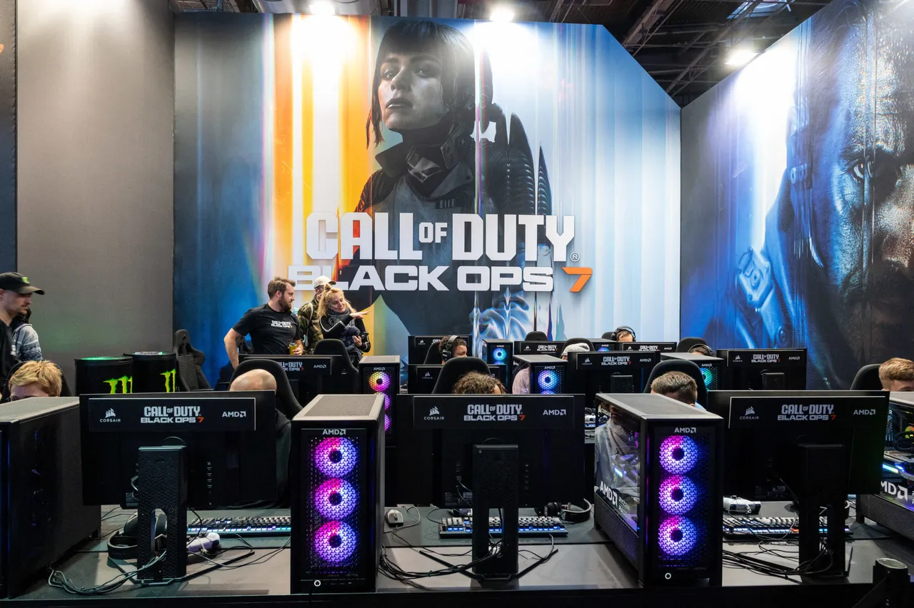 Call of Duty black ops 7 at the Paris Games Week at the Porte de Versailles Exhibition Center in Paris, France, on October 30, 2025. The largest French video game show opens its doors to welcome thousands of visitors, geeks, and gamers. For its 14th edition, this show, entirely dedicated to video games, is the ideal opportunity to discover new games and try out games before their official release. (Photo by Riccardo Milani / Hans Lucas via AFP) (Photo by RICCARDO MILANI/Hans Lucas/AFP via Getty Images)