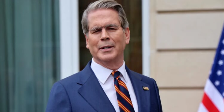 ‘Keep The Price Down’: US Gives OK To Buy Iranian Oil Already At Sea