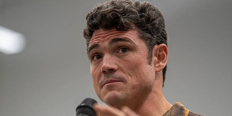 ‘Pay Attention To Me!’: Here Are Key Moments From Joe Kent And Mark Levin’s Showdown