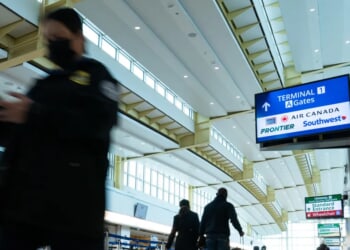 ‘Strong Odor’ Causes All Flights To Stop At 3 Major Airports Near DC