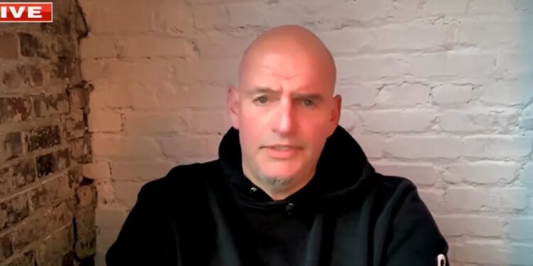 ‘Why Would You Wanna Punish All These Workers?’: Sen Fetterman Does Not Spare Fellow Dems Over Gov’t Shutdown Effects