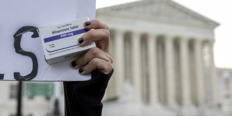 Pro-lifers sound alarm over mail-order pills surpassing abortion travel