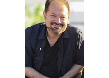 Elected leaders and clergy seek release of Wisconsin mosque president detained by immigration agents