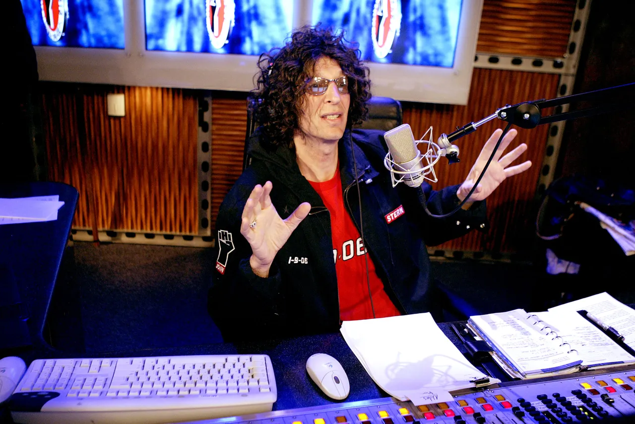 NEW YORK - JANUARY 9: Radio talk show host Howard Stern debuts his show on Sirius Satellite Radio January 09, 2006 at the network's studios at Rockefeller Center in New York City. (Photo by Getty Images)