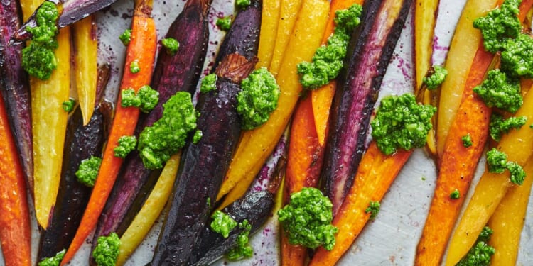 2 little twists that make colorful roasted carrots pop