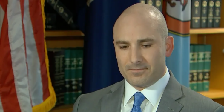 Kid Glove Policy For Foreign Criminals Vanishes From Soros-Funded Prosecutor’s Website