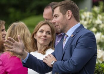 In Case Your Skin Hasn't Crawled ENOUGH Already --> Check Out Eric Swalwell's Snapchat Texts (Pics) – Twitchy