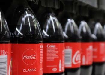 EXCLUSIVE: Florida AG Launches Antitrust Probe Into Plastic Organizations’ Costly Climate Goals