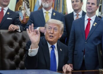 Trump gives go-ahead to major new Canada-U.S. oil pipeline