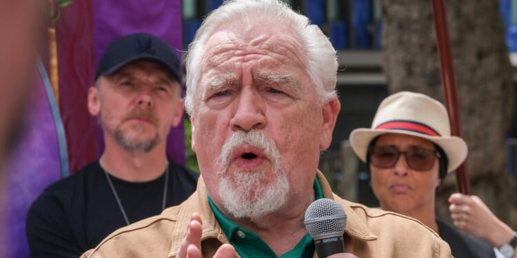 Brian Cox Unloads Blunt Criticism of Hollywood Stars in Shocking New Interview