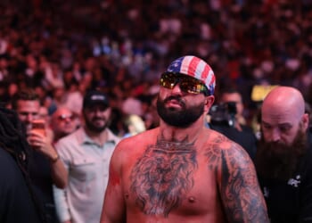 Derrick Lewis Gets White House Card Call After Trump Pushes UFC to Make Match