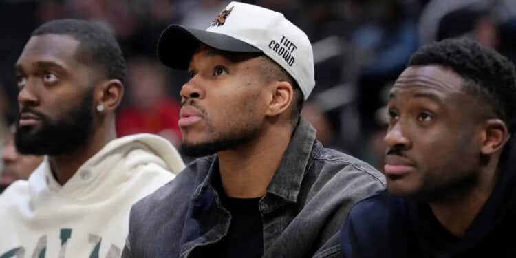 Giannis Antetokounmpo Blasts Bucks As ‘Disrespectful’ After Being Sidelined To End Season