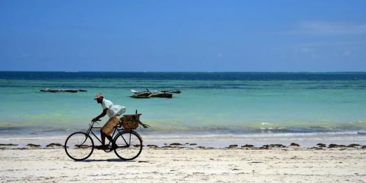 Influencer Dies On Vacation To Exotic Destination With Fiancé. Family Says They’ve Been Kept Out Of The Loop