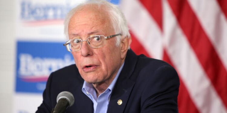 Joe Rogan Destroys Bernie’s Climate Change Fairy Tale with Just One Simple Graph [WATCH]