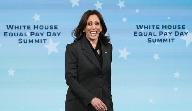 LOL! What's Drunker Than DRUNK? WATCH Kamala Harris Openly Slurring About Needing a New President (Video) – Twitchy