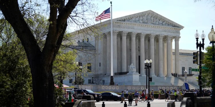 Mississippi Governor Calls Special Legislative Session To Redraw Electoral Maps Amid Pending Supreme Court Decision