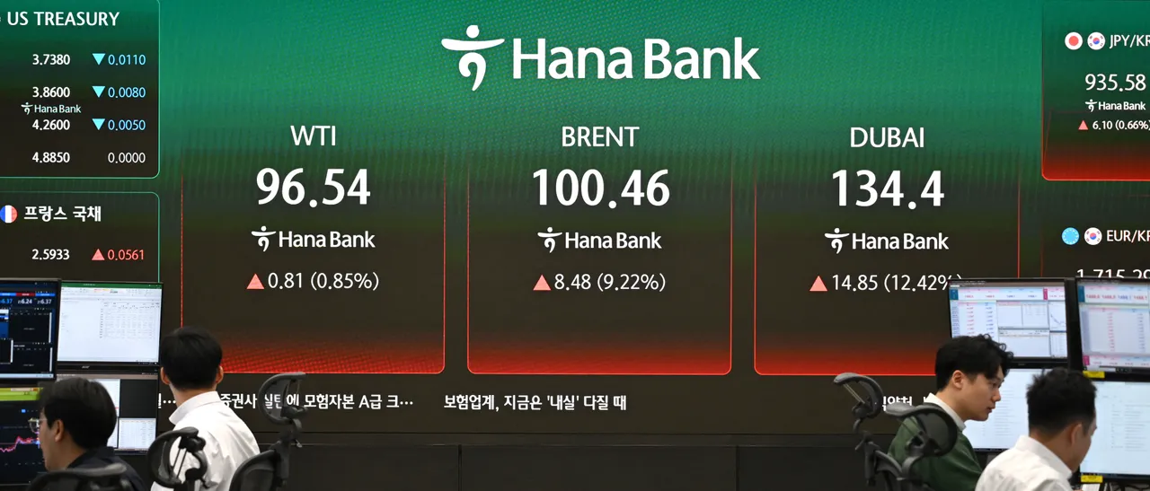 Photo by Jung Yeon-je / AFP via Getty Images