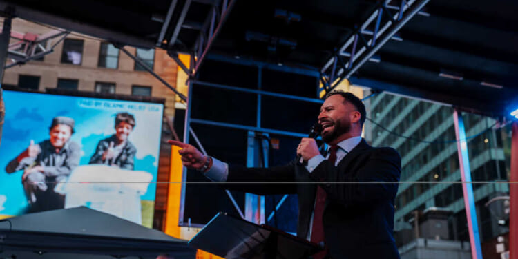 Pastor Combats ‘Incredibly Dark’ NYC Chaos With BOLD Plan — and Sees Miracles – Faithwire