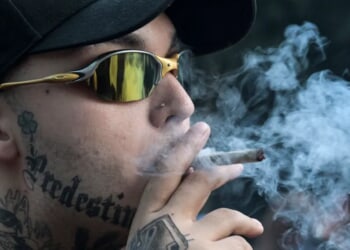 Pothead Dads May Be Sabotaging Pregnancy Before It Starts