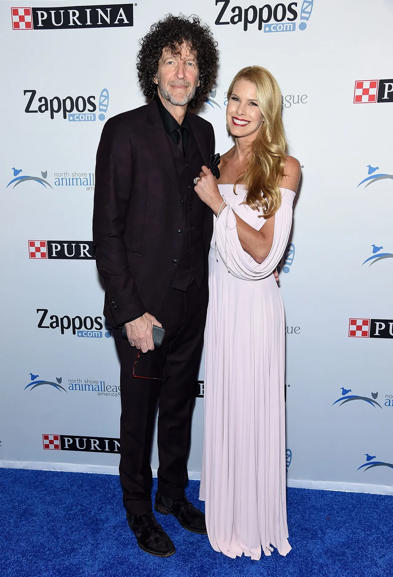 NEW YORK, NY - DECEMBER 01: Howard Stern and Beth Stern attend the 2017 North Shore Animal League America Gala at Grand Hyatt New York on December 1, 2017 in New York City. (Photo by Jamie McCarthy/Getty Images)