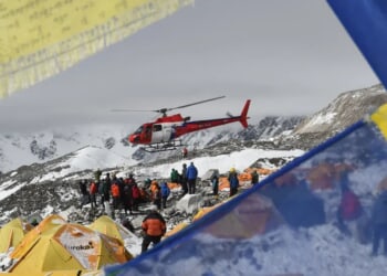 REPORT: Nepali Authorities Accuse Guides Of Poisoning Climbers At World Highest Mountains In Massive Rescue Scheme