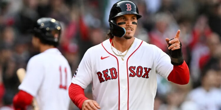 Red Sox’s Jarren Duran Throws Middle Finger At Fan Following ‘Kill Yourself’ Comment