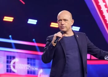 Trump Endorses Ex-Fox News Host For Governor’s Race