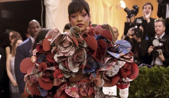Met Gala Tackles Gatecrasher They’d Welcome at the Southern Border – Twitchy
