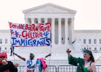 Mexico sees mass migration as way to reclaim U.S. territory
