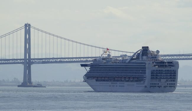 Disney Cruise Families Stunned by Onboard Arrests — The Shocking Reason Border Patrol Took Down the Crew – Twitchy