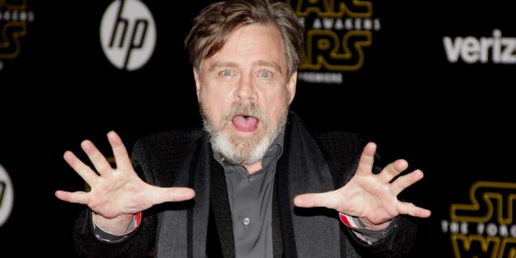 Star Wars’ Mark Hamill Tries to Come Back From Dark Side with a Weak Apology After Vile Trump Meme [WATCH]